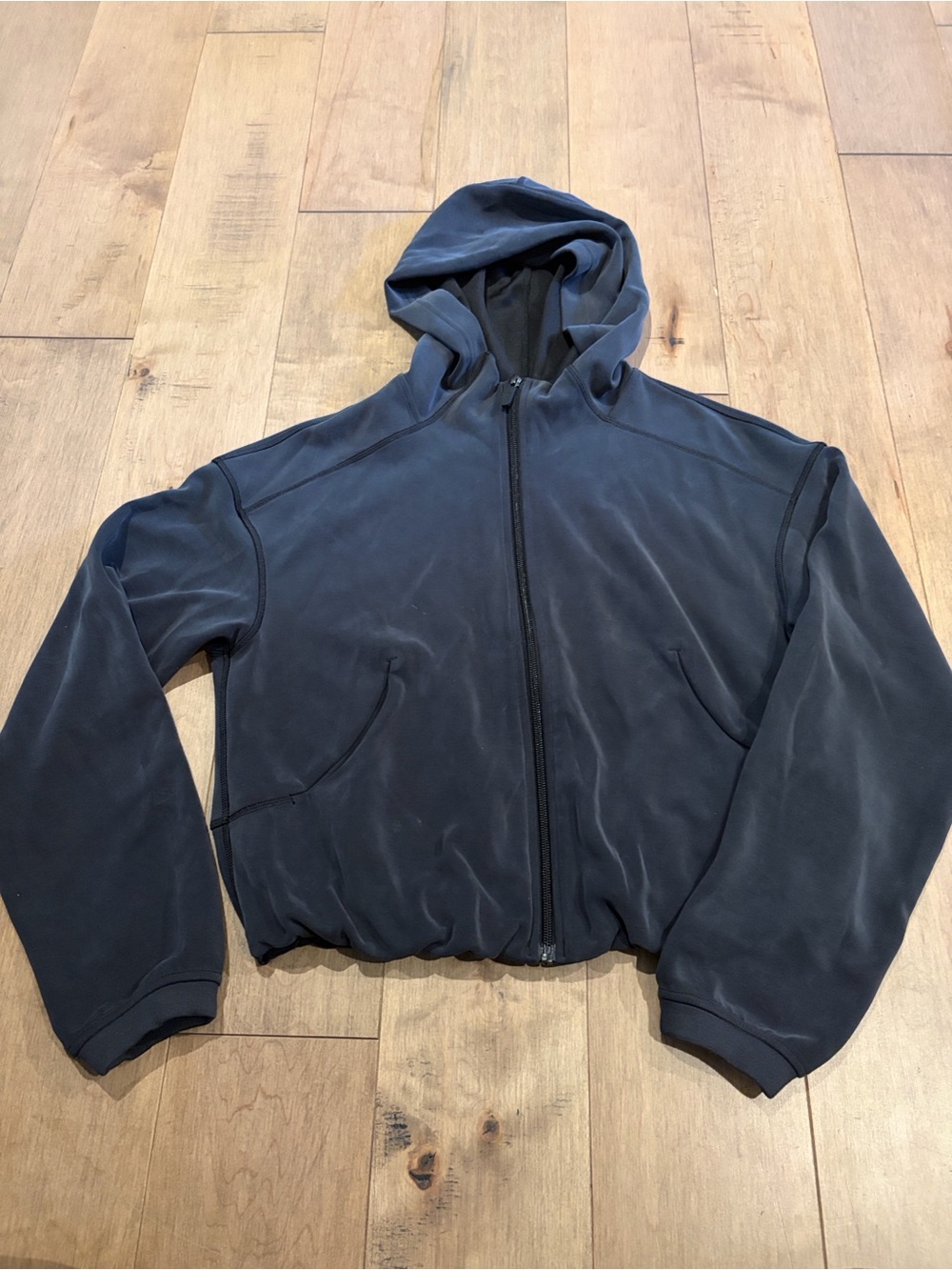 Women’s SoftStream Hooded Full-Zip Cropped Hoodie - Black Charcoal